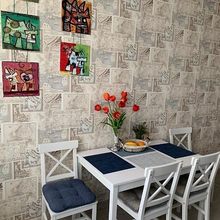 Arcadia Comfy Apartment Одесса Экстерьер фото